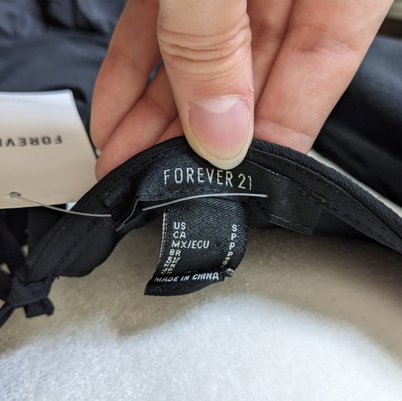 SOLD ON DEPOP - Picture 8 of 8